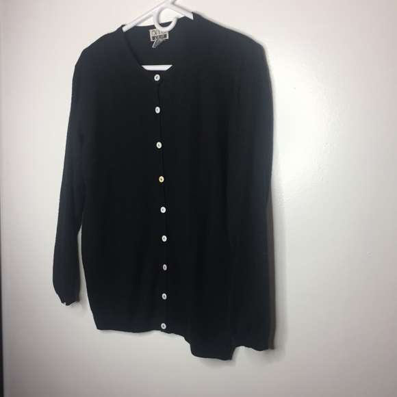 Anna Gray Medium Black Cardigan - Picture 2 of 4